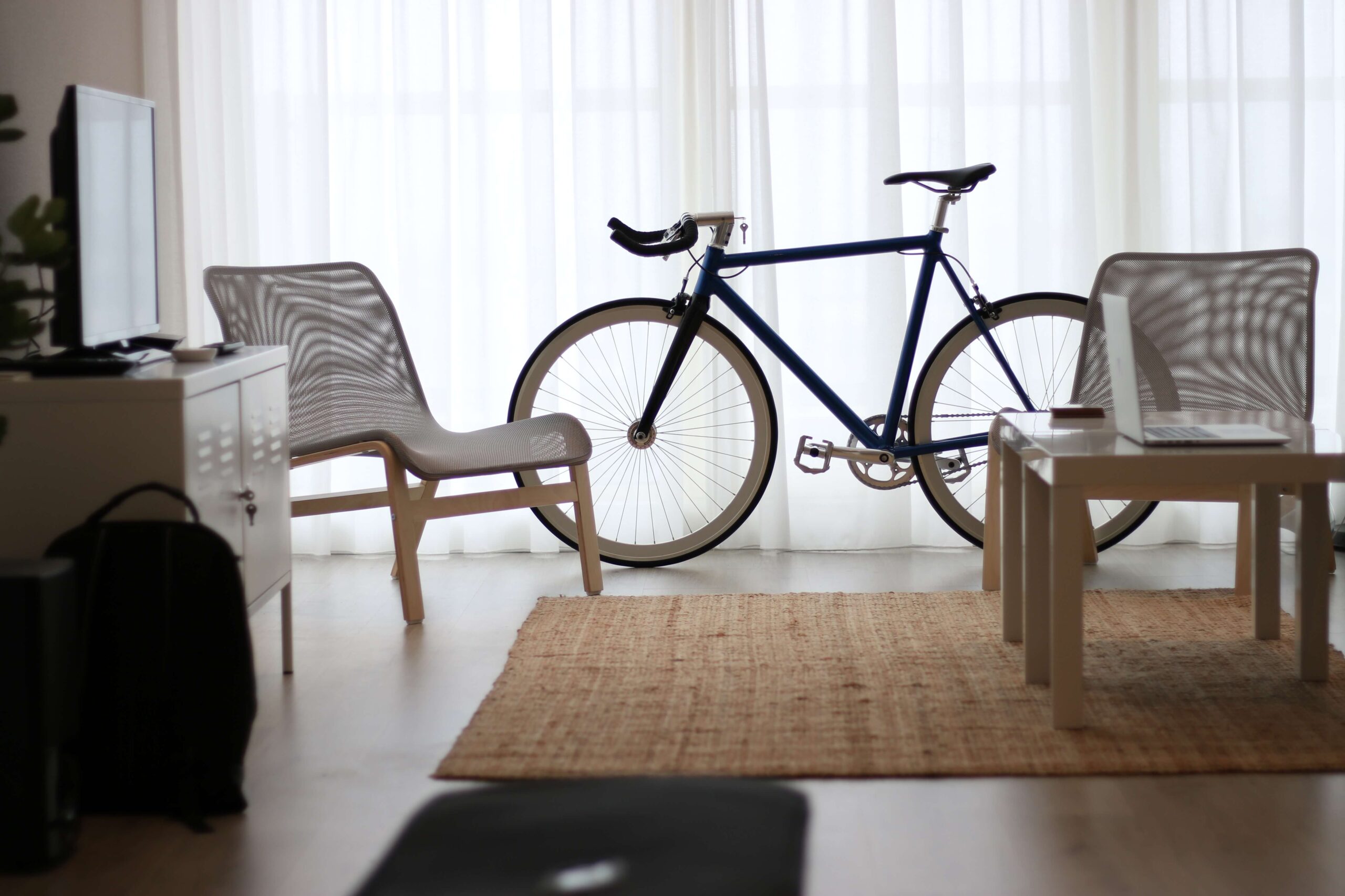 Un vélo dans un appartement
